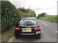 SE4011 : Pavement parking in Brierley by Ian S