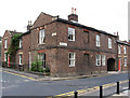 Horbury - house at junction of Tithe Barn Street and Northgate