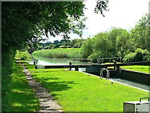 SU2763 : Alongside Beech Grove Lock, Kennet and Avon canal, near Crofton by Brian Robert Marshall
