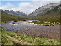 NN9895 : Looking up the Lairig Ghru from near the footbridge to the Corrour Bothy by Peter S