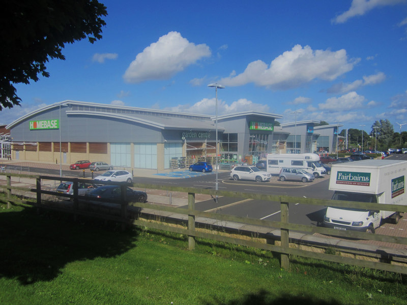 Willowburn Retail Park, Alnwick © Graham Robson :: Geograph Britain and ...