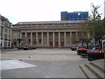 NO4030 : City Square and Caird Hall by Douglas Nelson