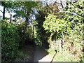Footpath between Stanmore Hill and Eaton Close