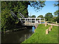 Stratford-on-Avon Canal: Bridge Number 28: Draw Bridge