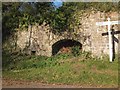 Ruined lime kiln at Knowle Cross