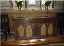 SY5889 : St Michael and All Angels, Little Bredy: altar by Basher Eyre