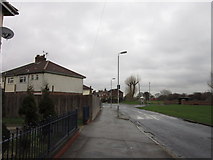 TA1330 : Exeter Grove towards Portobello Street, Hull by Ian S