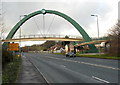 Distinctive footbridge, Coedkernew