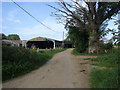 Path and drive at Thrupp Farm