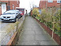 Footpath between Marden Crescent and Grazeley Close