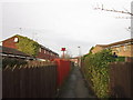 A path leading to Curlew Close, Bransholme, Hull