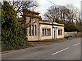 Cross House, Millfield Lane