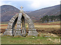 NO4182 : The Queen's Well, Glen Mark by Trevor Littlewood