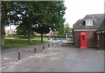 TQ5947 : Tonbridge School entrance by Andrew Tatlow