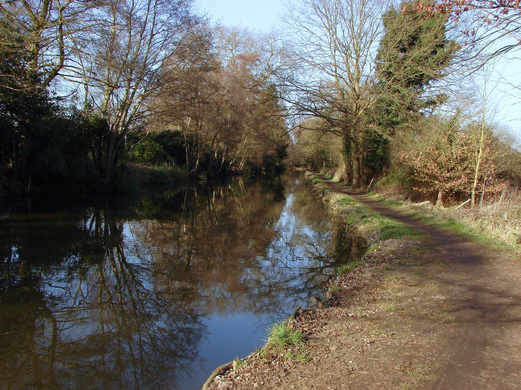 River Wey Navigation © Alan Hunt :: Geograph Britain and Ireland