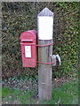 Rockbourne: postbox № SP6 285