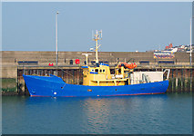 J5082 : The 'Ocean Dawn' at Bangor by Rossographer