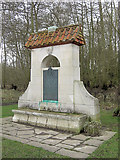 SU8083 : Kearley's monument by Stuart Logan