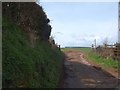 Farm track and footpath near Hill of Eaton