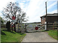 Burnt House level crossing, Cantley