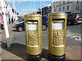 SP2054 : Gold letter boxes on Bridge Street by Ian S