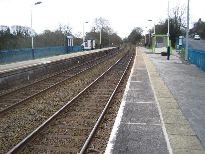 Caergwrle railway station, Flintshire © Nigel Thompson :: Geograph ...