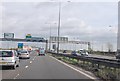 TQ5778 : A282 approaching Junction to Lakeside & services by Julian P Guffogg