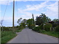 TM3786 : Top Road, Ilketshall St. Andrew & footpaths by Geographer