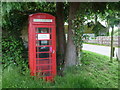 Affpuddle: red telephone box