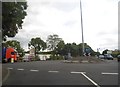 Mini roundabout at the B&Q entrance, Howard Way