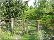 SD9926 : Gate on Erringden Footpath 6 by Humphrey Bolton