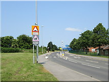 SE3128 : Throstle Road - viewed from New Forest Way by Betty Longbottom