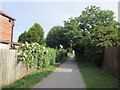 A footpath leading to Richmond Road, Hessle