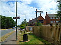 Sign and signal at Wallingford Station