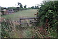 Footpath towards Middle Farm