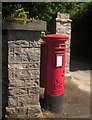 Postbox, Higher Woodfield Road