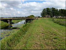 TL2787 : Horse Drove bridge near Ramsey by Richard Humphrey