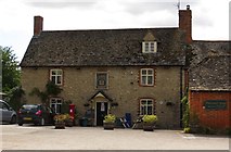 SP4105 : The Harcourt Arms on Main Road by Steve Daniels