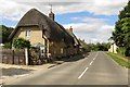 Thatched cottages on Main Road