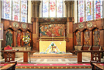 TQ3571 : St Bartholomew, Sydenham - Sanctuary by John Salmon