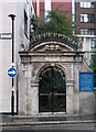 Gateway, St Olave, Hart Street/Seething Lane