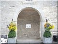 NY9923 : Arched entrance to 'The Coach House' by Stanley Howe