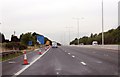 SU7369 : M4 westbound, get in lane for A33 by Julian P Guffogg