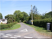 TM2693 : Entrance to Moat Farm Cottage & Road Green House by Geographer