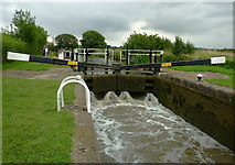 SP6296 : Lock No 26 north of Kilby, Leicestershire by Roger  D Kidd