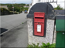 SH2483 : Holyhead: postbox № LL65 6, Porth-y-Felin Road by Chris Downer