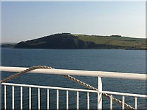 NX0574 : Finnarts Hill, from the ferry by Darrin Antrobus