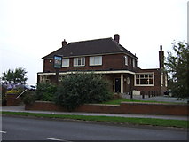 SE3908 : The Pinfold Hotel, Cudworth by JThomas