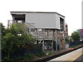 Dartford station, incomplete steps