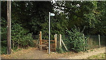 TQ0690 : Public footpath, Harefield by Malc McDonald